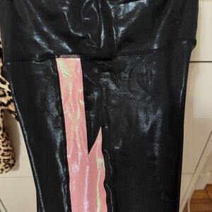 Superfresh Limited Edition Metallic Lightning Bolt Leggings NWOT Large